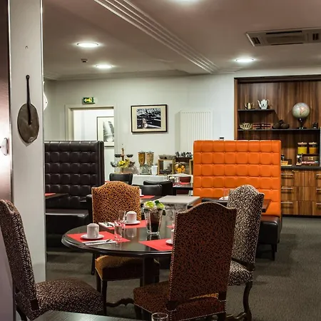 Europe – & Hotel 3*